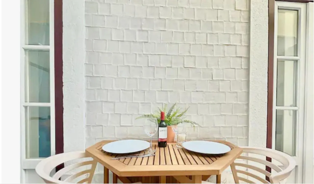 Vila Rosário 2 Lovely Apt with Private patio - by Homeful Lisboa 0*,